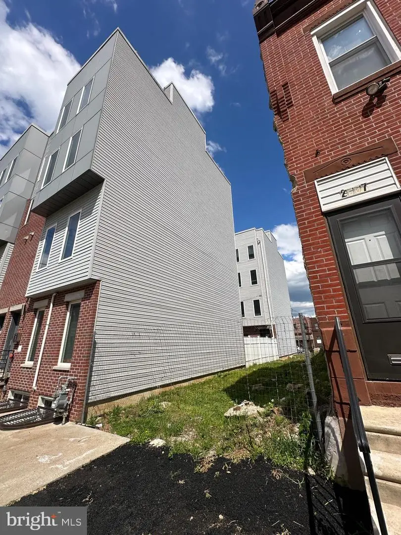 2005 S 4th St, Philadelphia, PA 19148 - #3