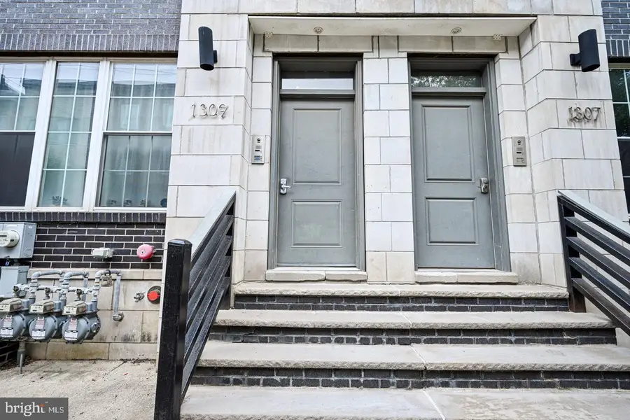 1309 N 6th St #2r, Philadelphia, PA 19122 - #2
