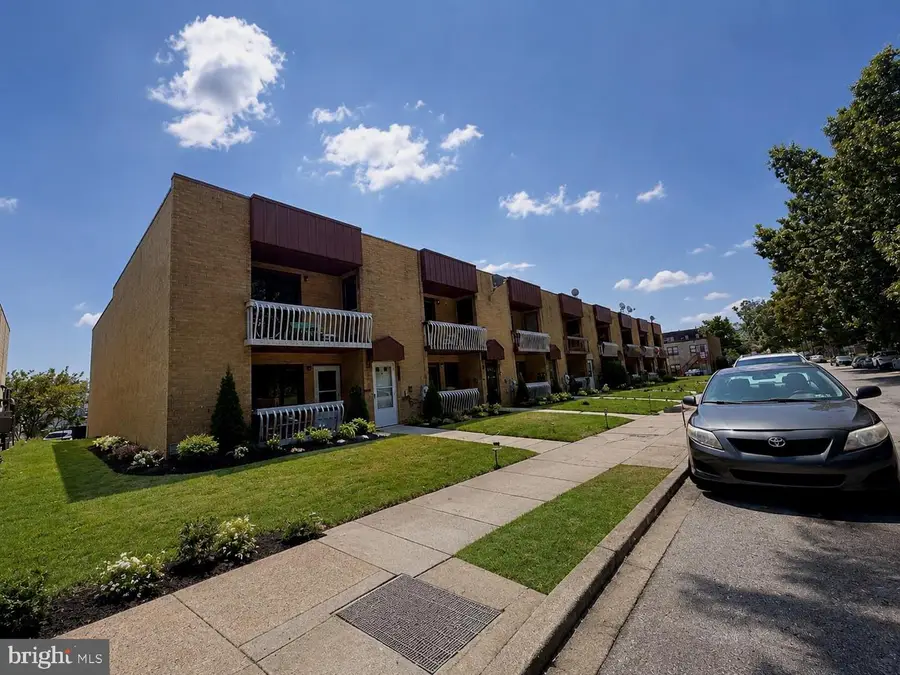 7525 Calvert St, Philadelphia, PA 19152 - #2