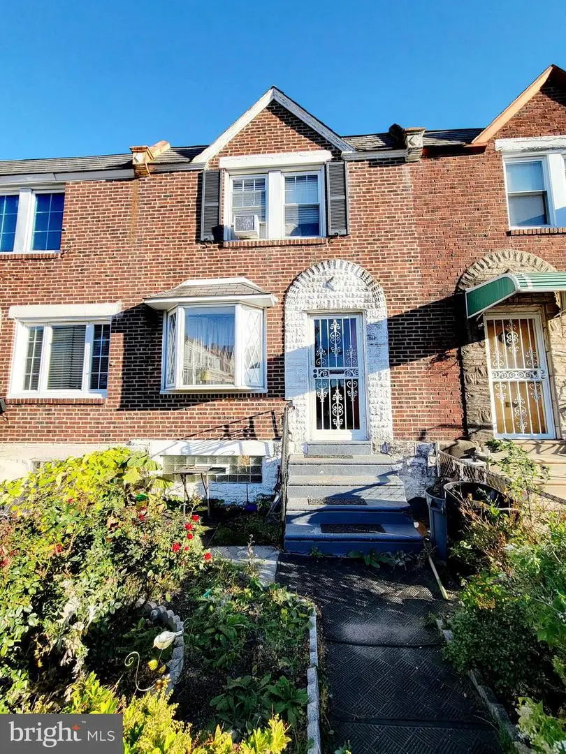 5851 Sylvester St, Philadelphia, PA 19149 - #1