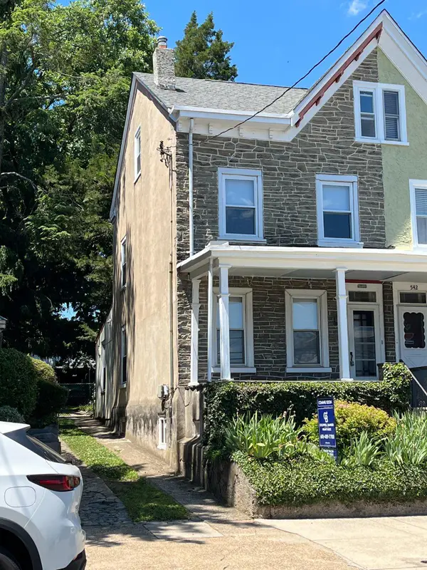 540 Dupont St, PHILADELPHIA, PA 19128