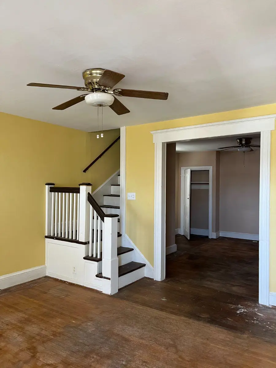 540 Dupont St, Philadelphia, PA 19128 - #3