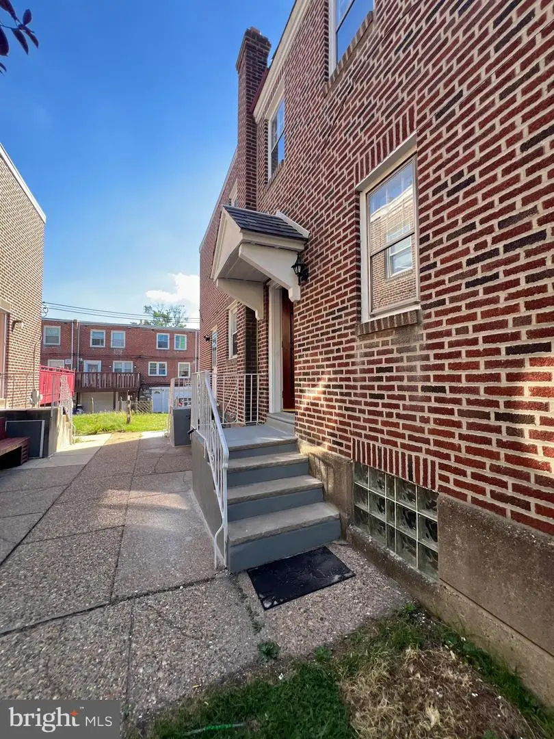 1012 Brighton St, Philadelphia, PA 19111 - #2