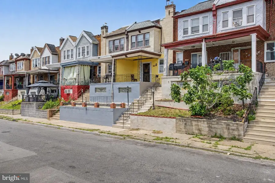 5640 N Warnock St, Philadelphia, PA 19141 - #2