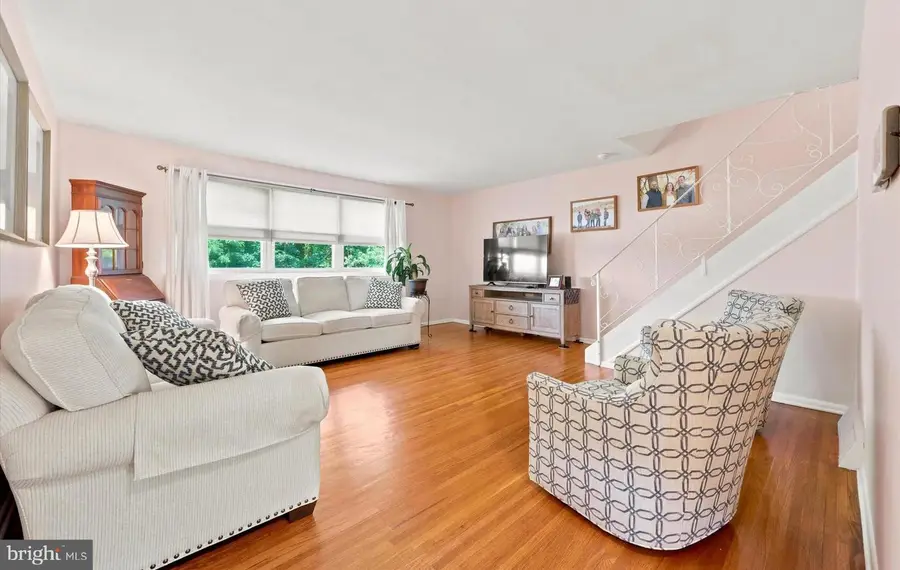 7520 Valley Ave, Philadelphia, PA 19128 - #3