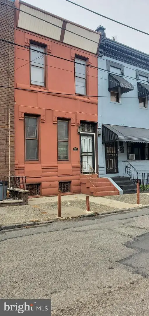 2012 N 25th St, PHILADELPHIA, PA 19121