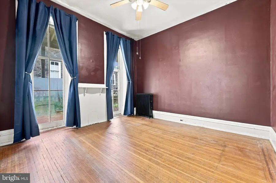140 Sumac St, Philadelphia, PA 19128 - #3