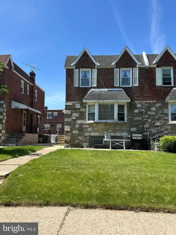 2416 Shelmire St, PHILADELPHIA, PA 19152