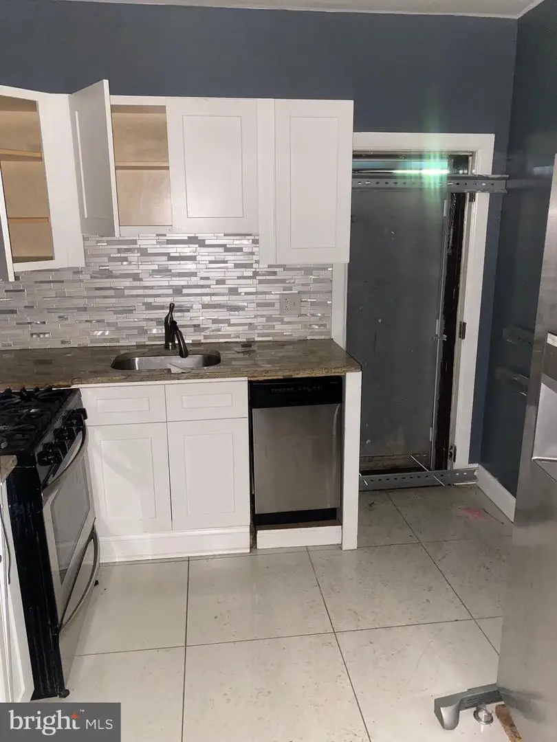 1430 N Corlies St, Philadelphia, PA 19121 - #3