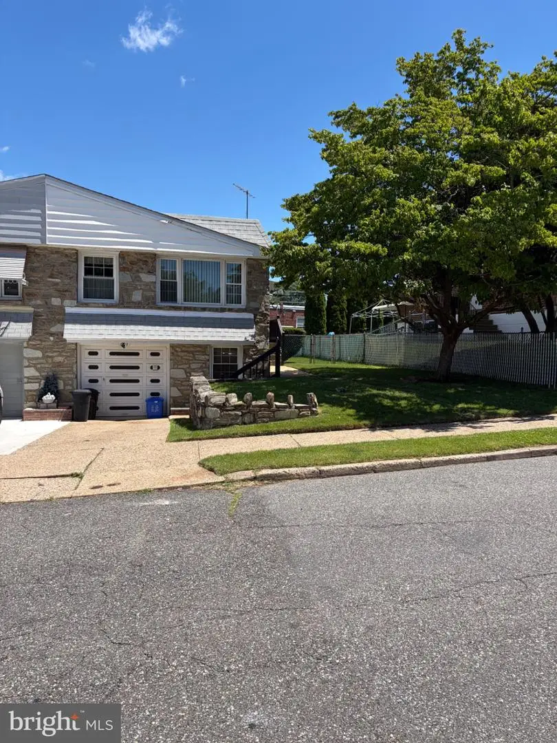 607 Sherrie Rd, Philadelphia, PA 19115 - #1