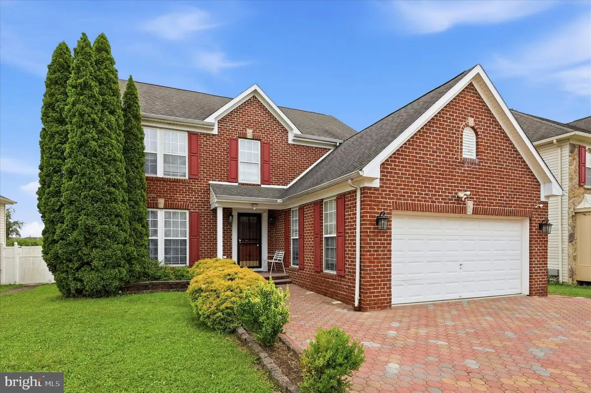 8217 Rose Petal Dr, Philadelphia, PA 19111 - #1