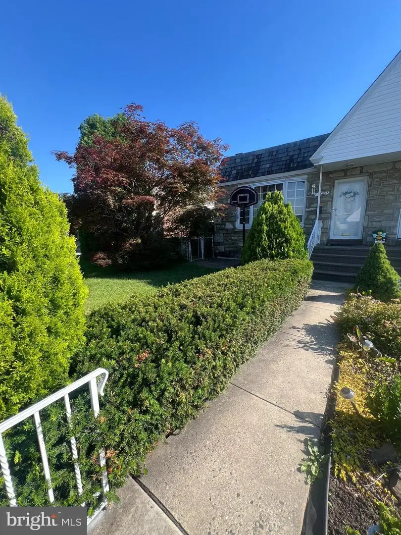1026 Chandler St, Philadelphia, PA 19111 - #2