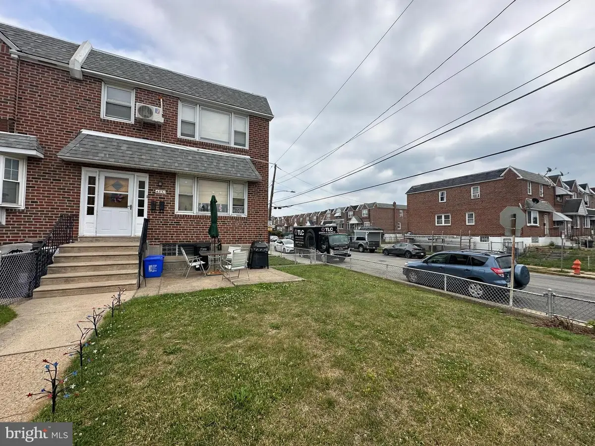 4551 Pennypack St, Philadelphia, PA 19136 - #1