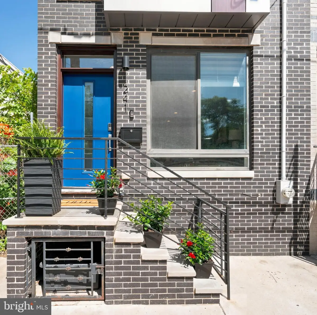 1241 N 19th St, Philadelphia, PA 19121 - #1