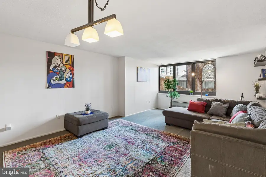 1420 Locust St #8g, Philadelphia, PA 19102 - #2