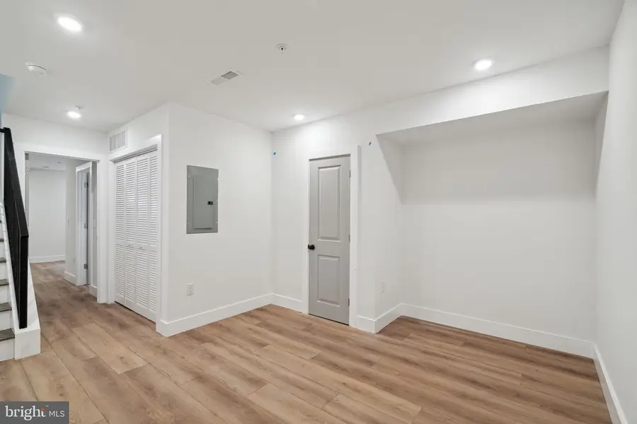 156 W Cumberland St, Philadelphia, PA 19133 - #3