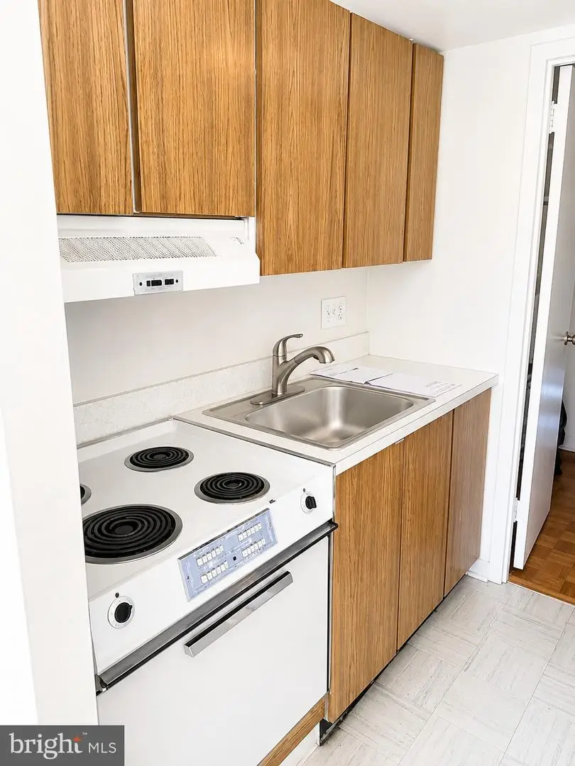 224-30 W Rittenhouse Sq #2315b, Philadelphia, PA 19103 - #3