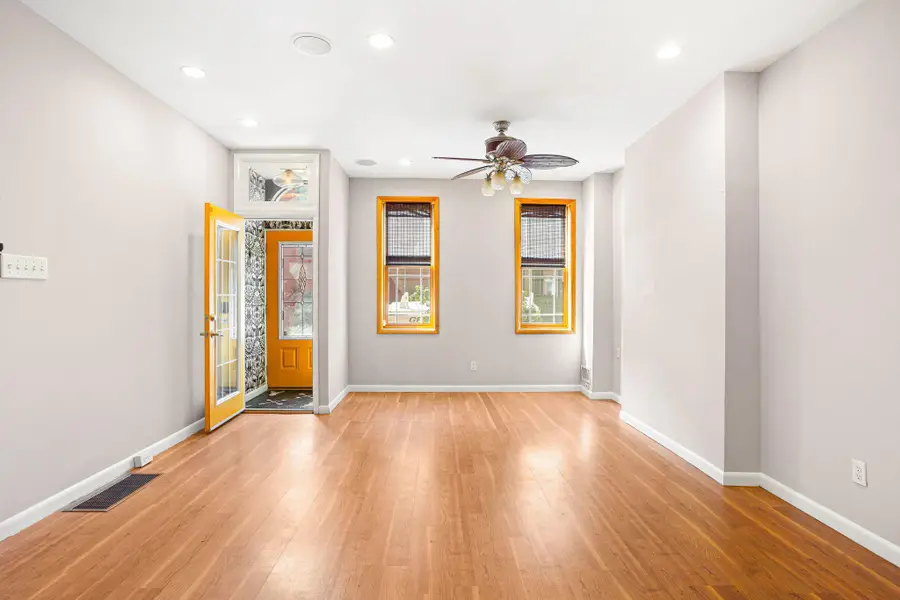 851 Moyer St, Philadelphia, PA 19125 - #2