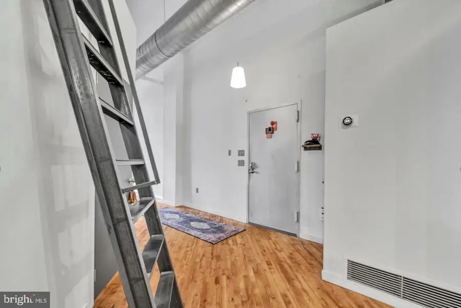 428 N 13th St #3b, Philadelphia, PA 19123 - #3