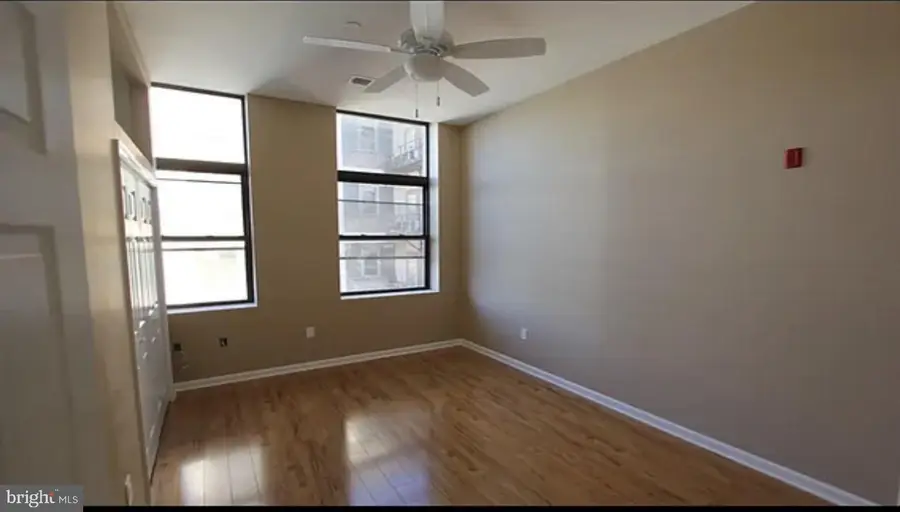 1017 Arch St #6b, Philadelphia, PA 19107 - #2