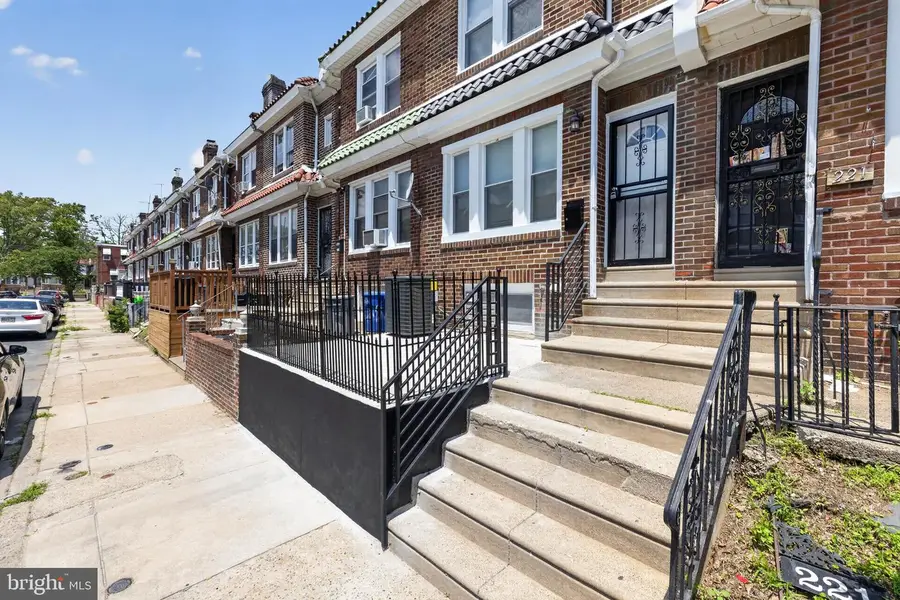 223 Kenilworth Ave, Philadelphia, PA 19120 - #2
