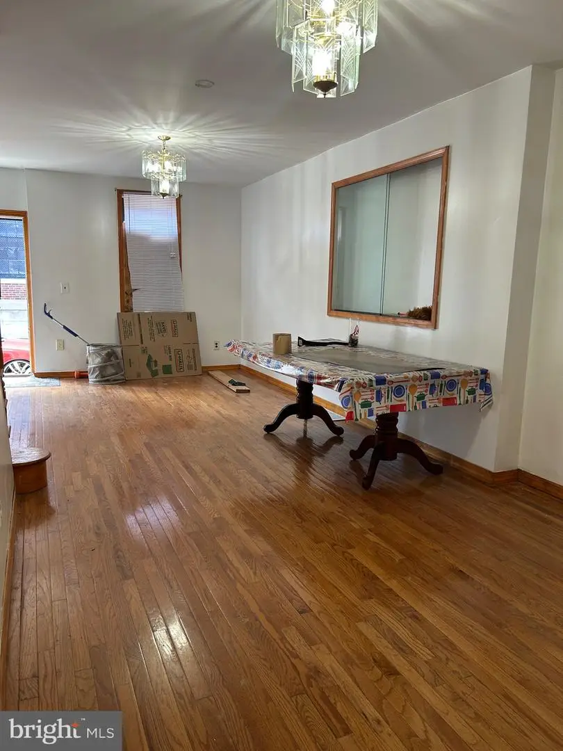 1813 E Hazzard St, Philadelphia, PA 19125 - #3