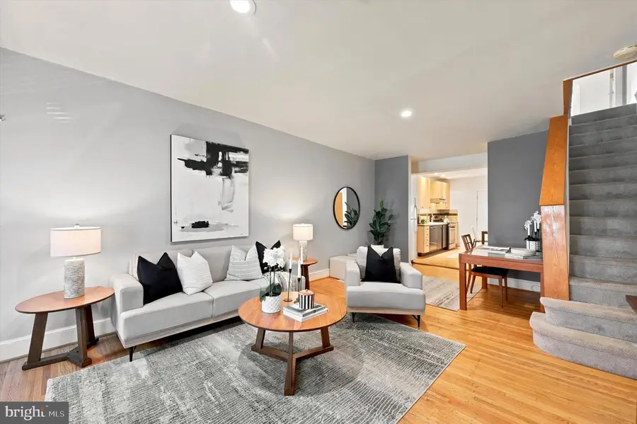 318 Durfor St, Philadelphia, PA 19148 - #2