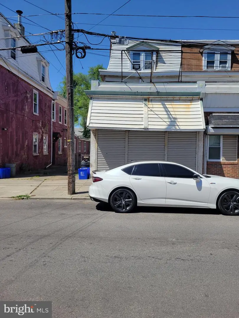 4708 Longshore Ave, Philadelphia, PA 19135 - #1