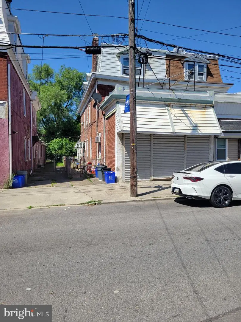 4708 Longshore Ave, Philadelphia, PA 19135 - #2