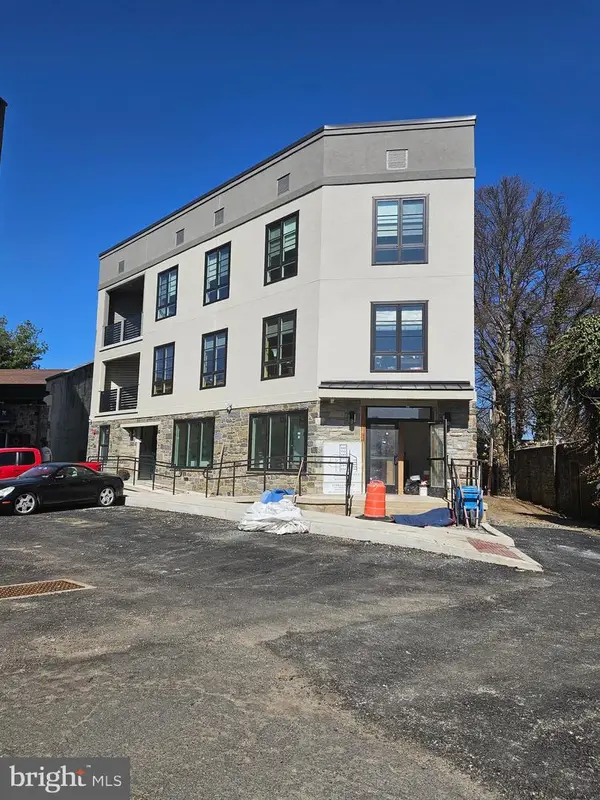 8610 Evergreen Pl #100, PHILADELPHIA, PA 19118