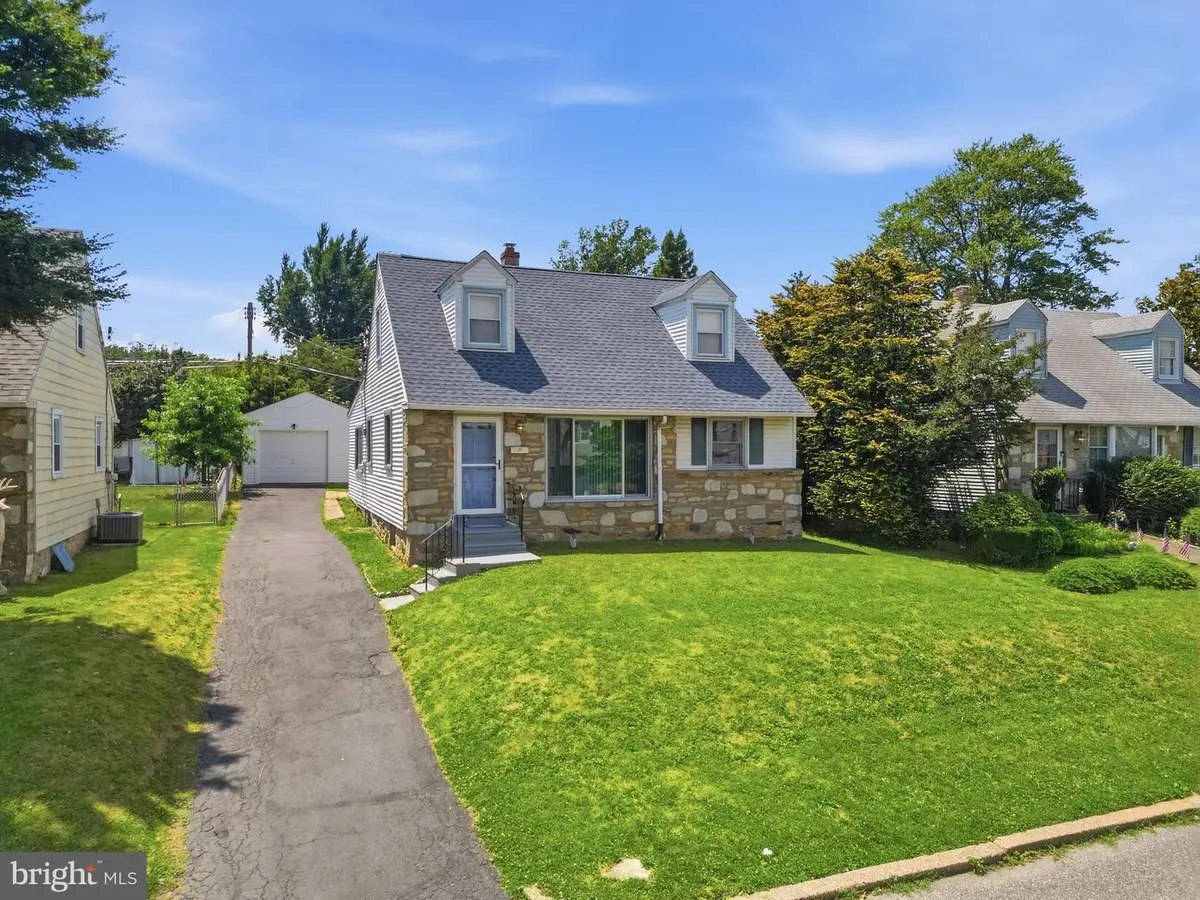 3166 Weston St, Philadelphia, PA 19136 - #1