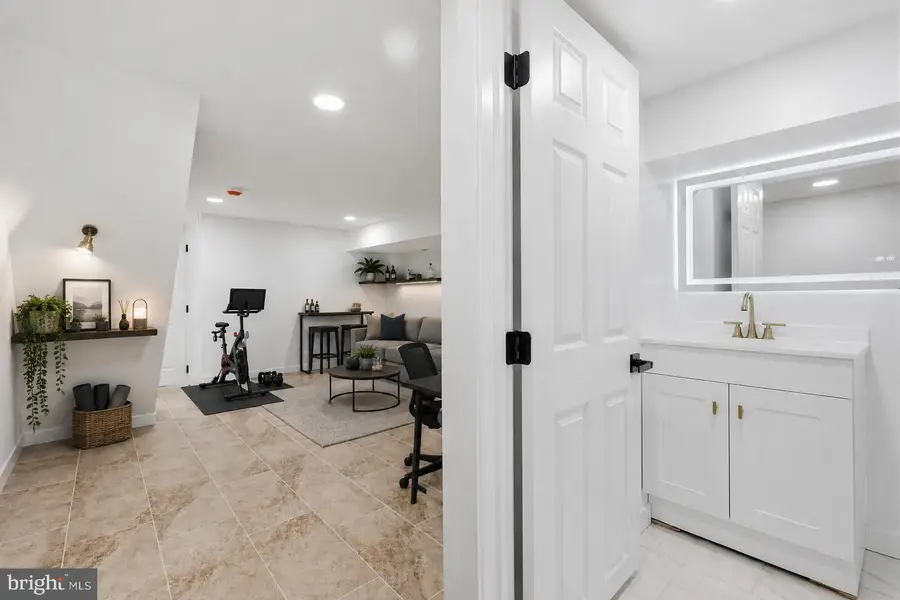1322 S Lindenwood St, Philadelphia, PA 19143 - #3