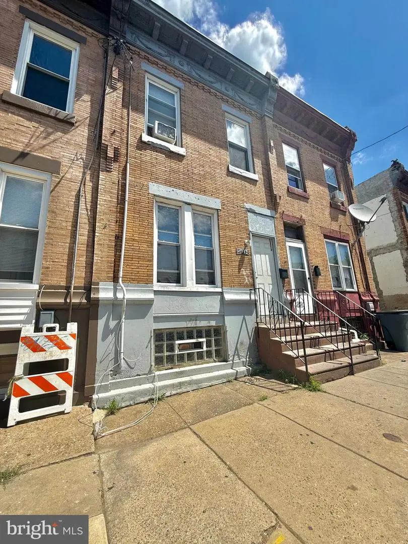 2841 W Huntingdon St, Philadelphia, PA 19132 - #1