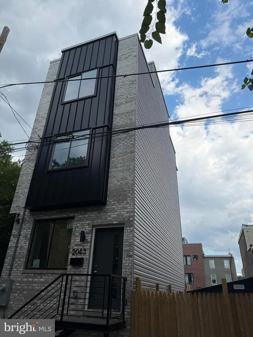 2043 N Orkney St, Philadelphia, PA 19122 - #2