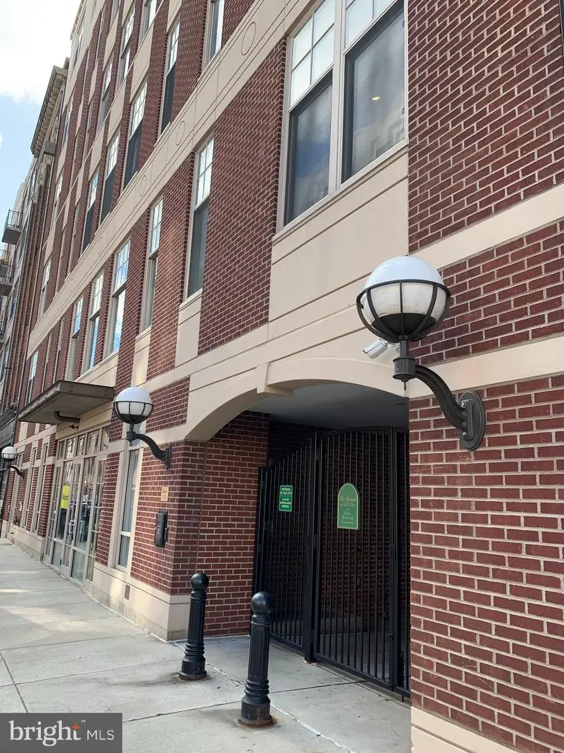 130 N 2nd St #4a1, Philadelphia, PA 19106 - #1