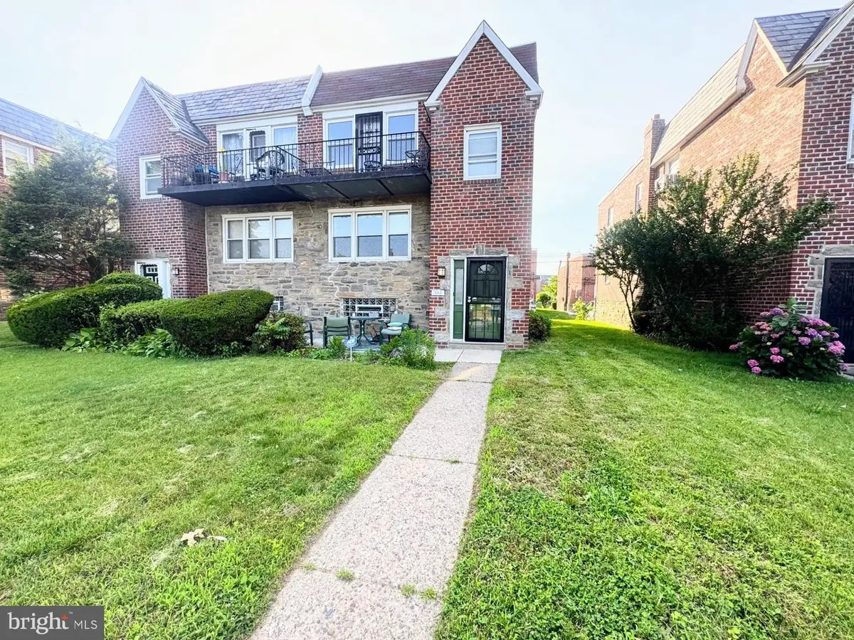 943 E Gorgas Ln E, Philadelphia, PA 19150 - #1