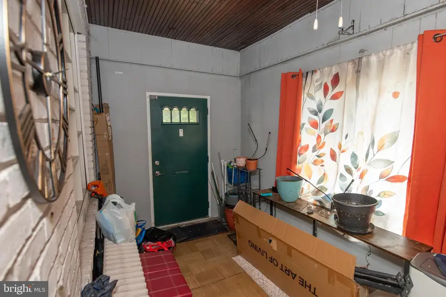 954 Wakeling St, Philadelphia, PA 19124 - #3