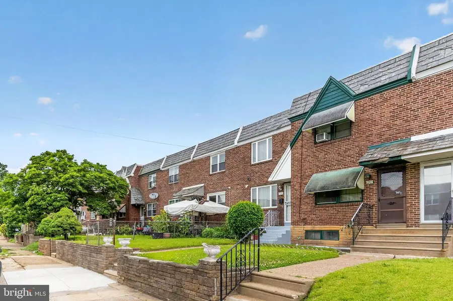 1937 S 29th St, Philadelphia, PA 19145 - #2