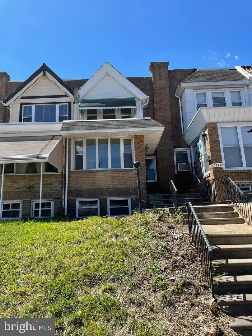 5718 W Oxford St, Philadelphia, PA 19131 - #1
