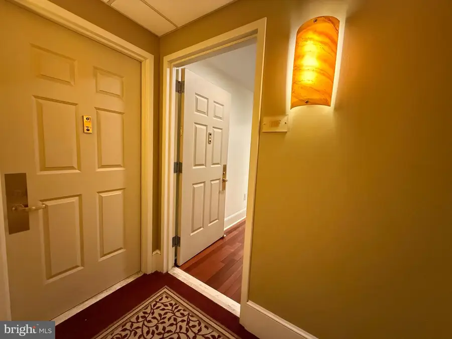 1500-00 Chestnut St #10f, Philadelphia, PA 19102 - #2