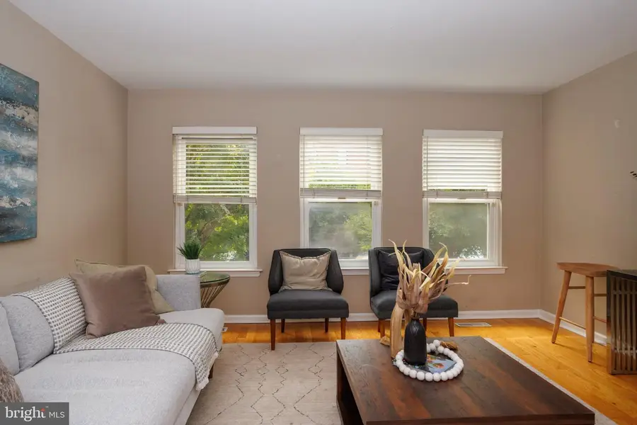 729 S 11th St, Philadelphia, PA 19147 - #3