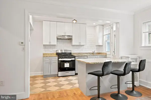 6497 Morris Park Rd, PHILADELPHIA, PA 19151
