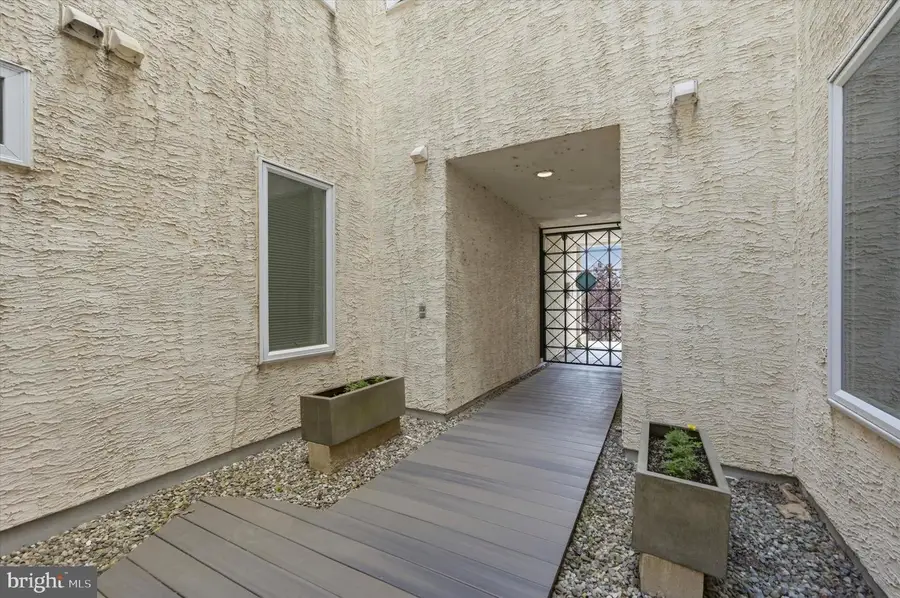 1022 Fairmount Ave #2, Philadelphia, PA 19123 - #2