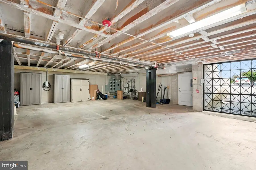 1022 Fairmount Ave #2, Philadelphia, PA 19123 - #3