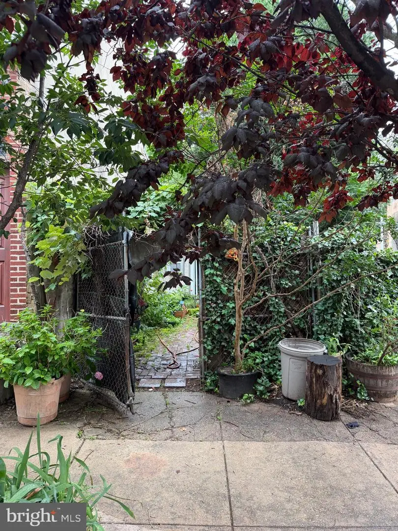 2215 N 4th St, Philadelphia, PA 19133 - #3