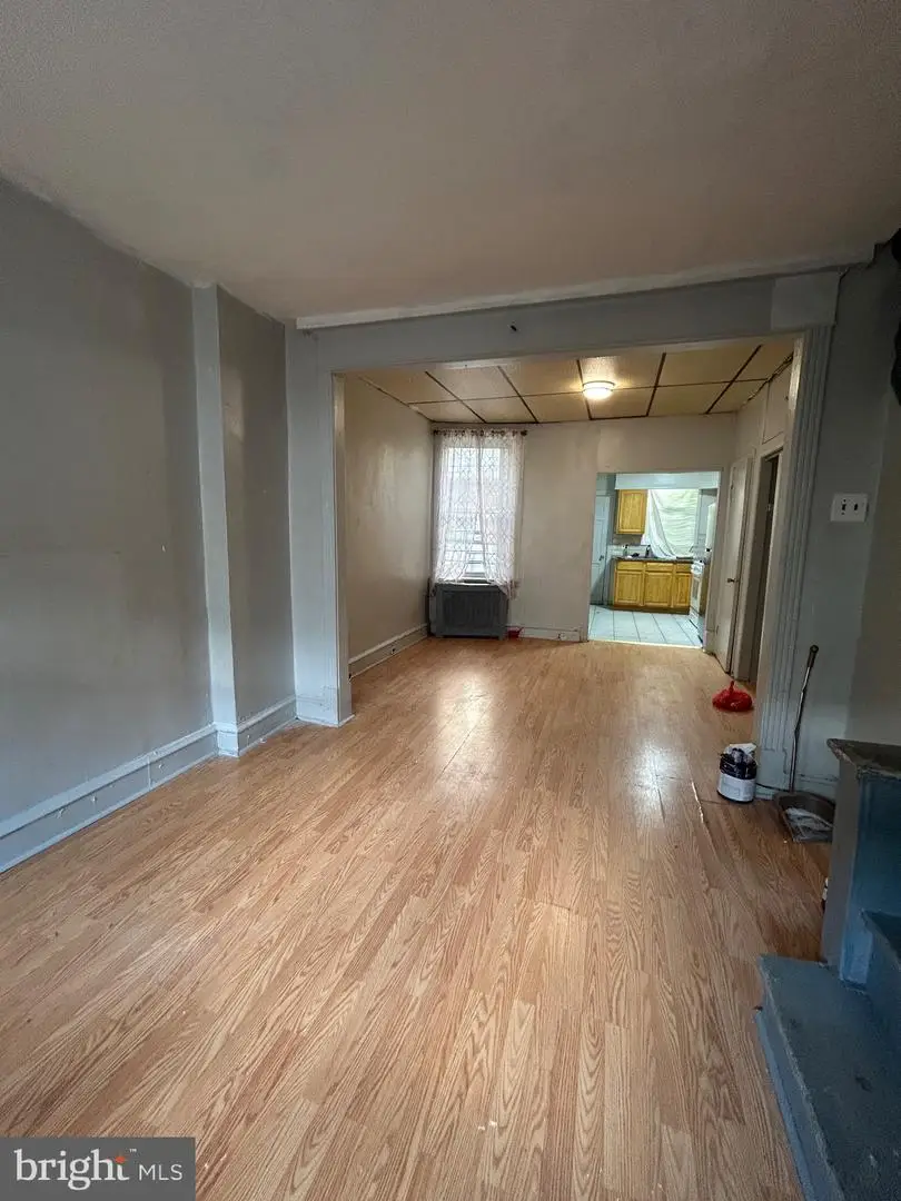 2429 S Lawrence St, Philadelphia, PA 19148 - #2