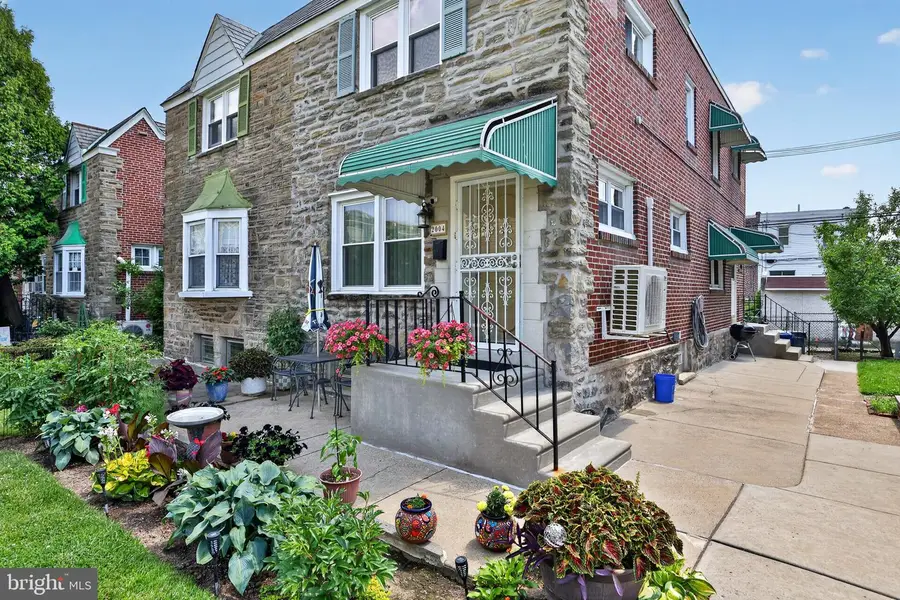 2004 Vista St, Philadelphia, PA 19152 - #3