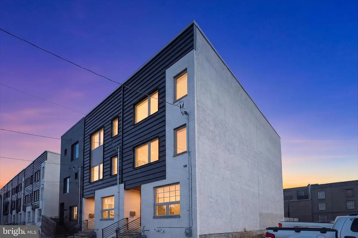 1943 E Cumberland St, Philadelphia, PA 19125 - #1