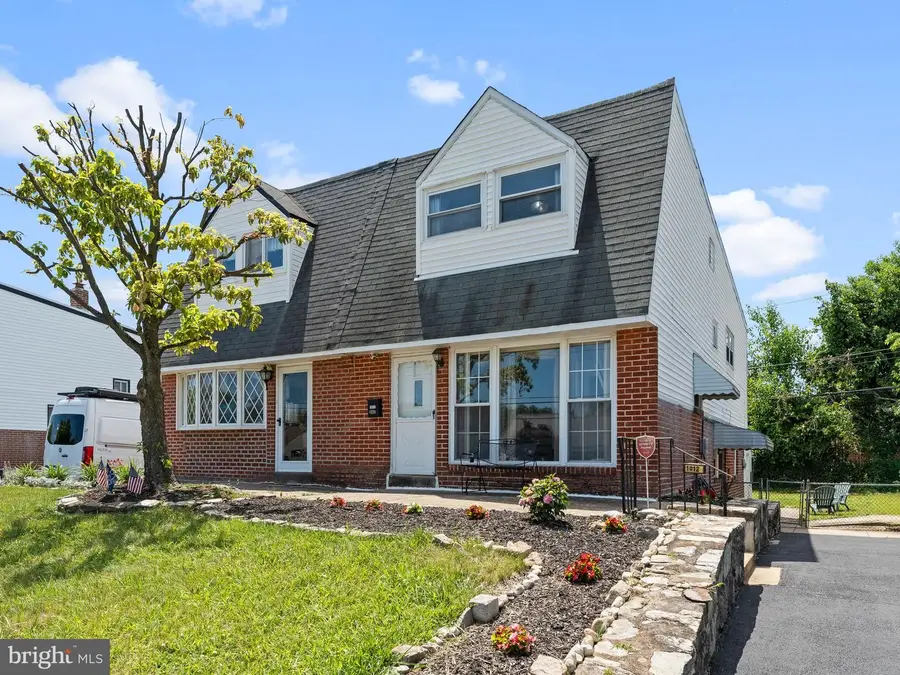 1012 Tomlinson, Philadelphia, PA 19116 - #2