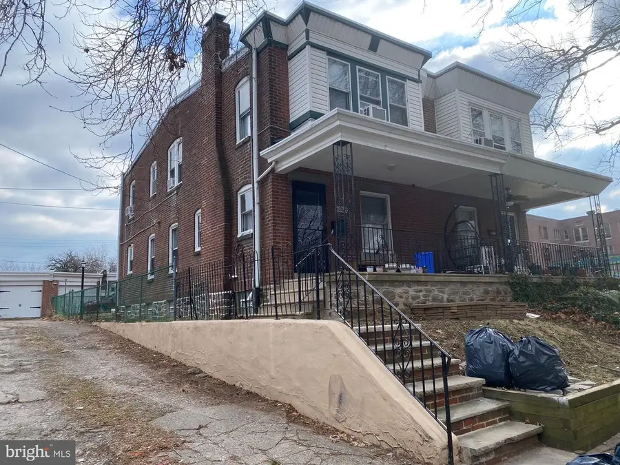 6833 Cottage St, Philadelphia, PA 19135 - #2